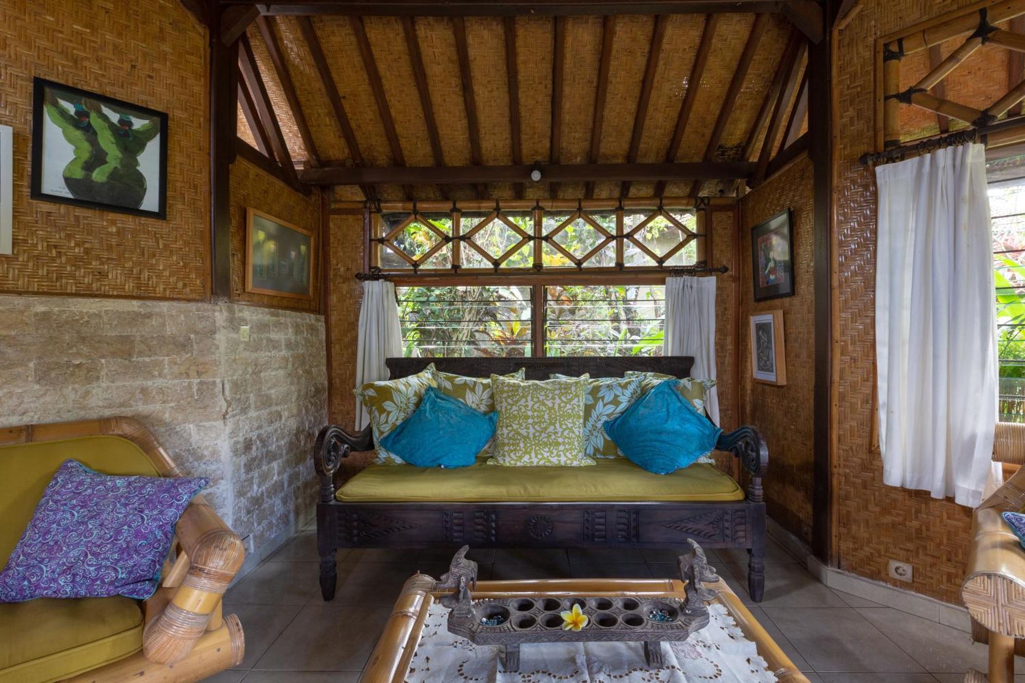 Bali Firefly